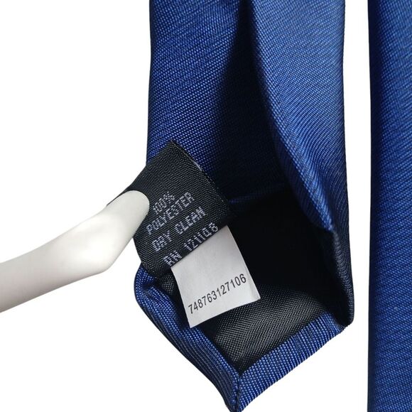 Van Heusen Kohl's Men's Cobalt  Blue Textured Tie - Picture 9 of 9